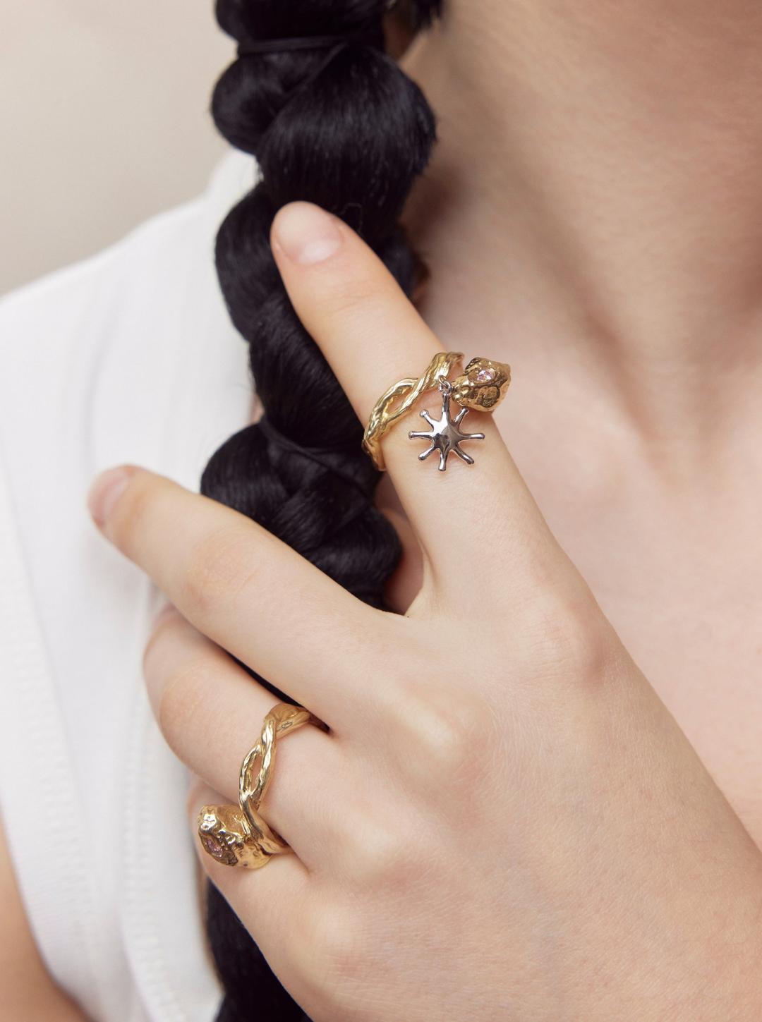 Gold Lucky Rabbit Ring with Stars