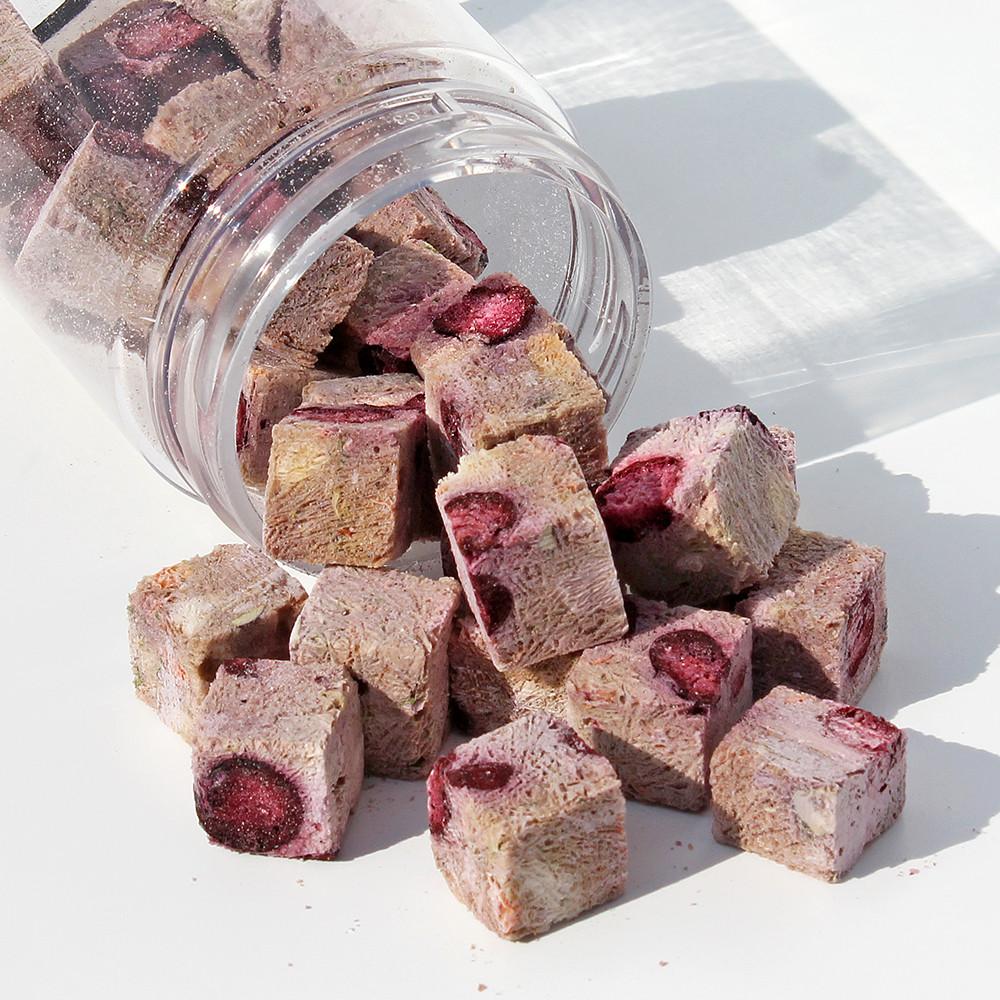 도란도란 동결건조 눈튼튼큐브 45g 큐브 강아지 영양 수제간식 트릿