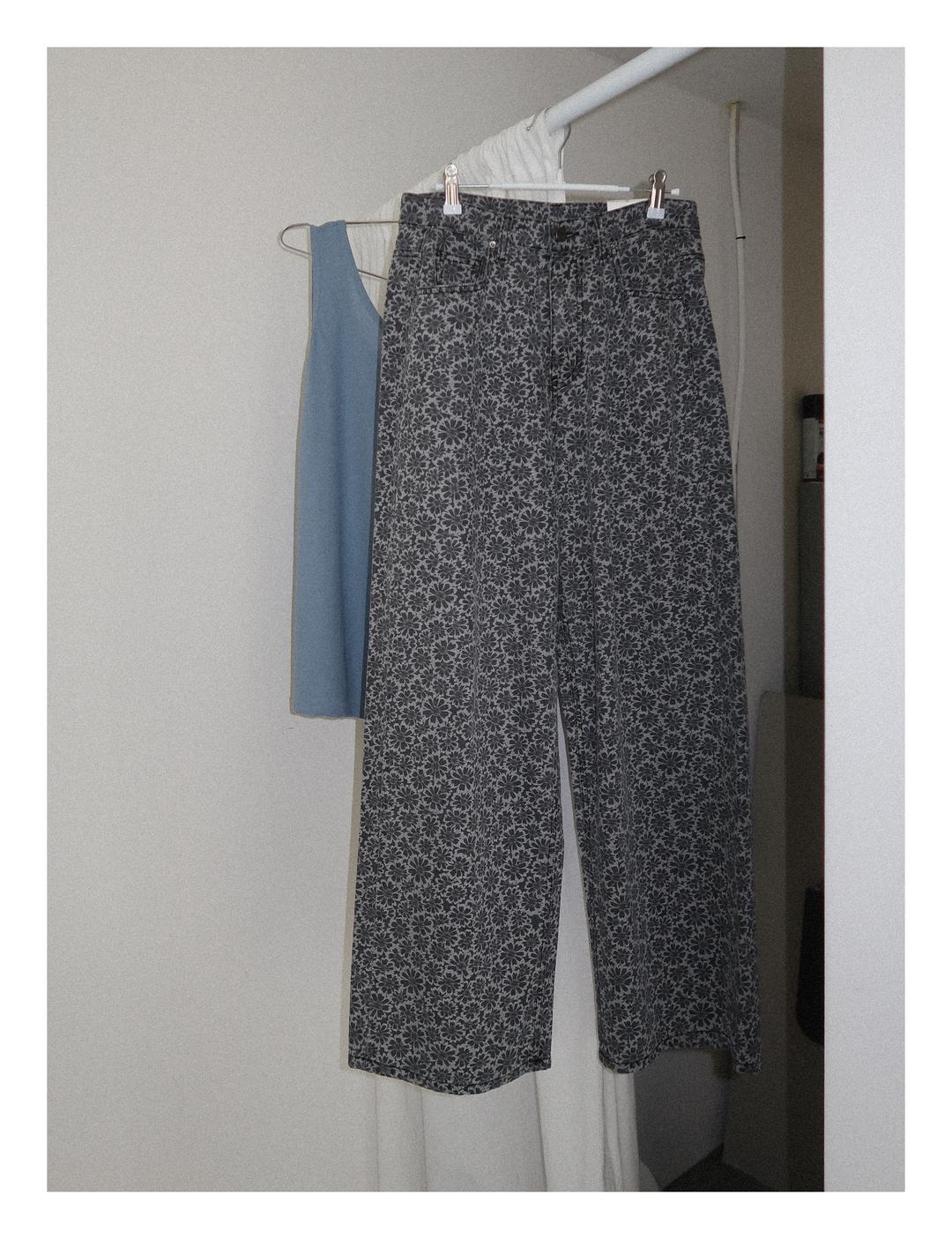 FLOWER PATTERN STRAIGHT DENIM