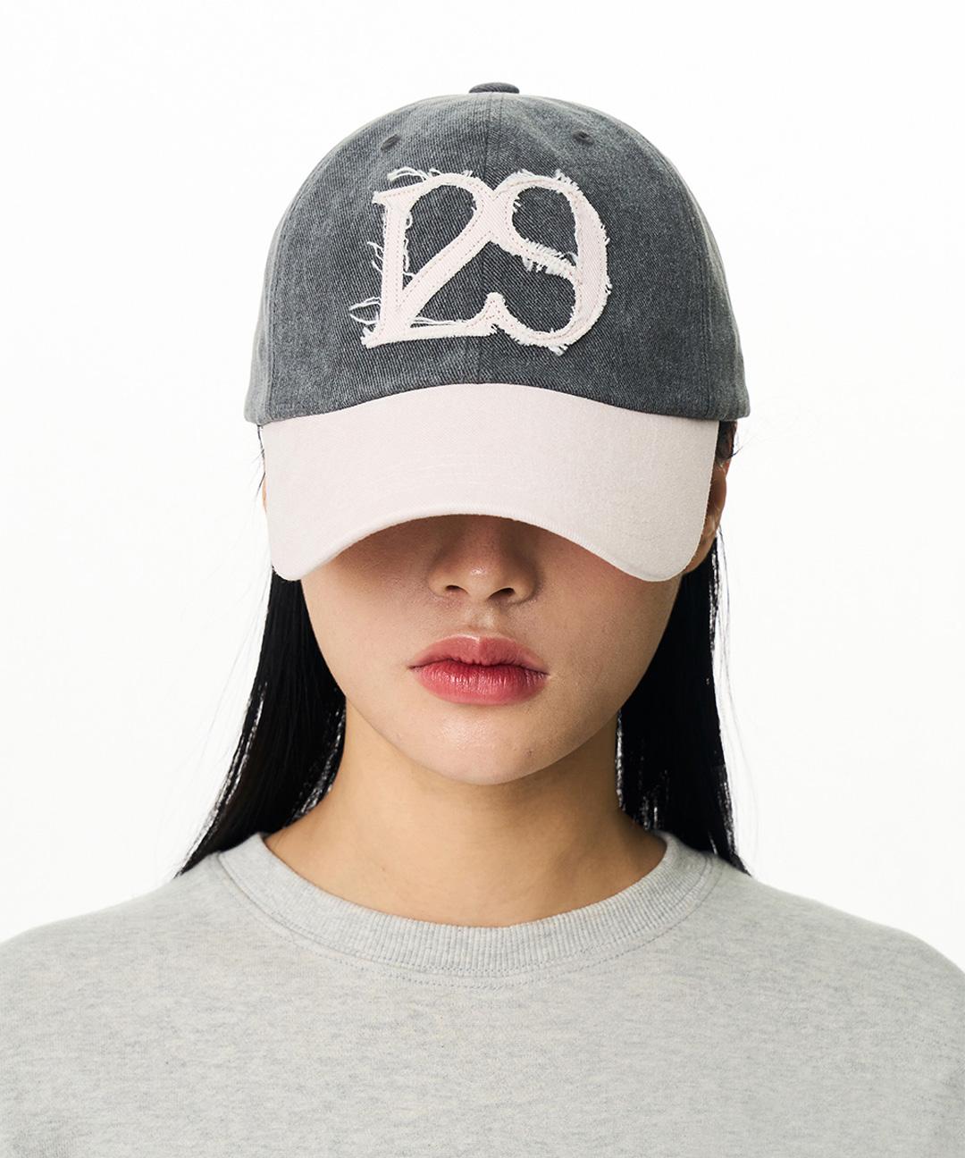 일리고 129 아플리케 볼 캡 - 4 COLOR