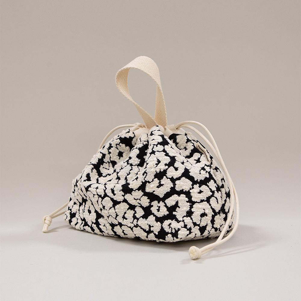 HANDLE POUCH BAG (SNOW)
