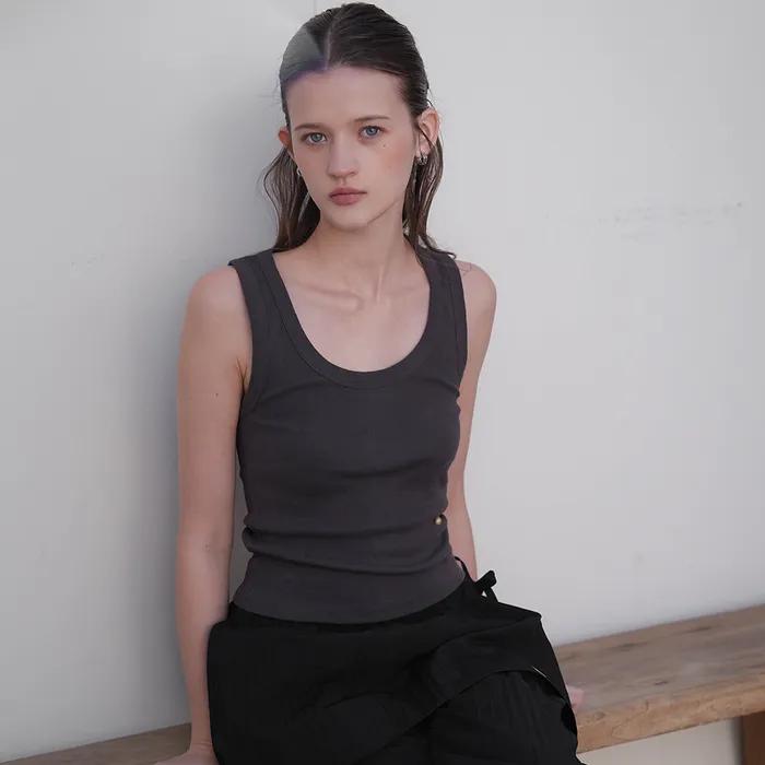 Solid Round Neck Sleeveless [Gray]