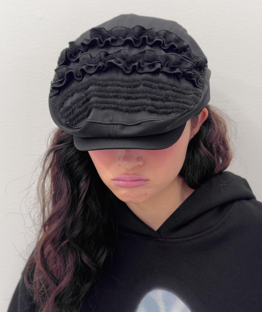 [9/30 예약발송] Ruffled Hunting Cap [Black]