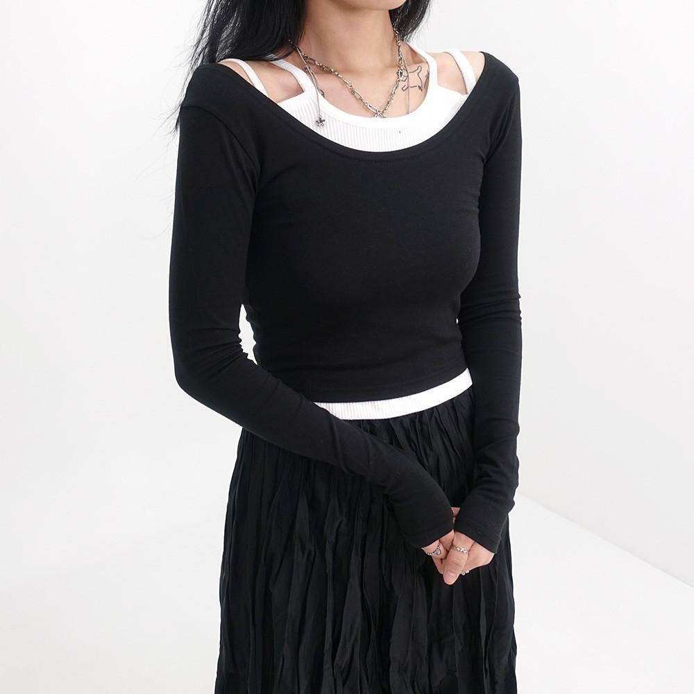 와이드 깊은 U넥 레이어드 크롭 긴팔 티셔츠 (블랙 아이보리)