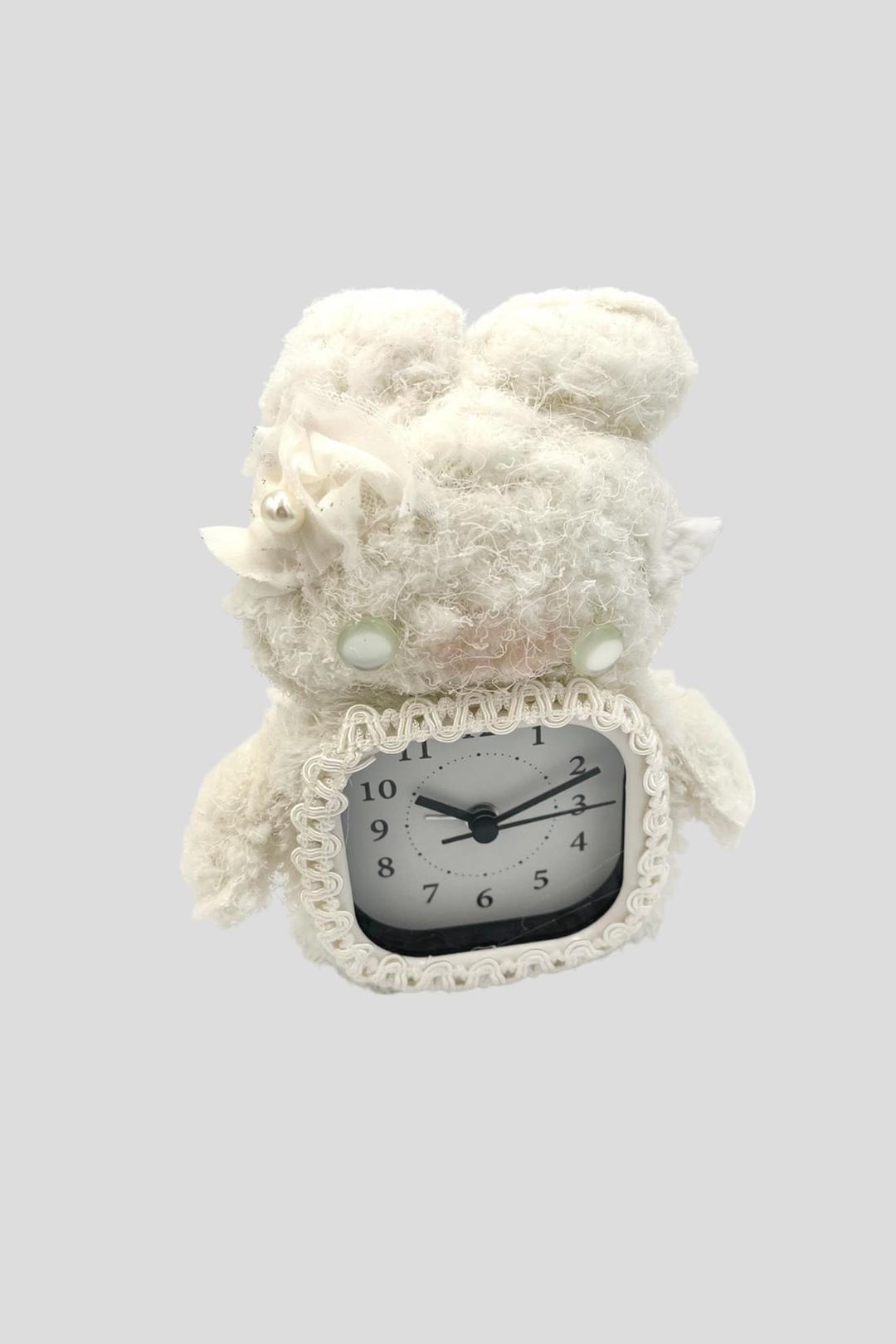 Momo clock