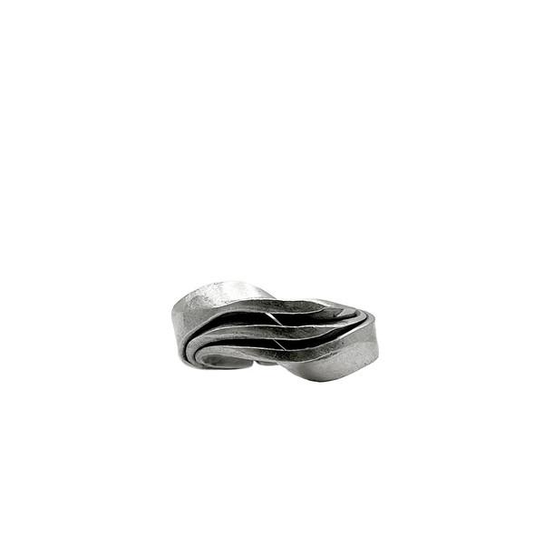KAREN HILL TRIBE silver Ocean current ring
