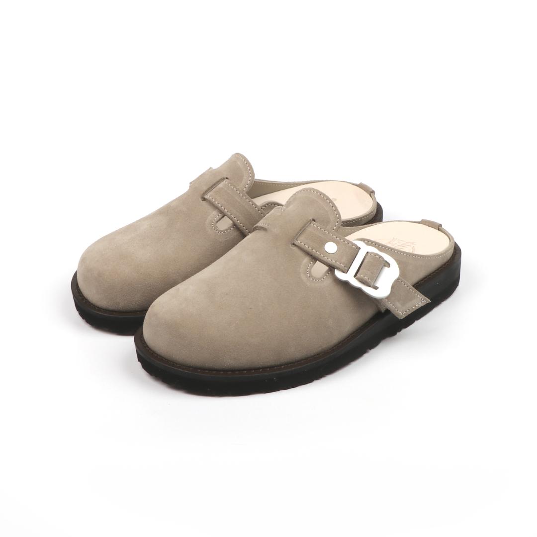 Mario (Light Gray)
