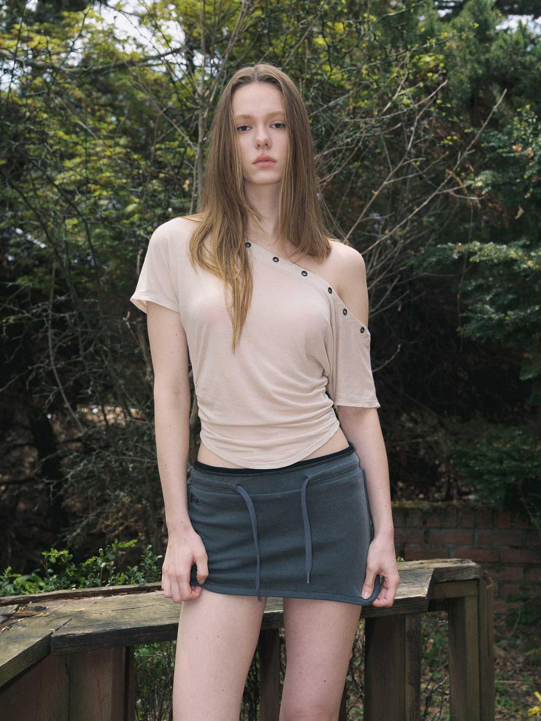 Harry Button Unbal Shirring Short Top (Skin Beige)
