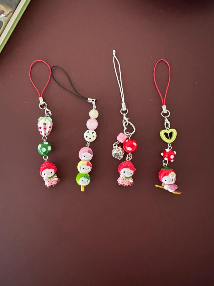 4종 / 헬로키티 비즈 핸드폰스트랩 / 키링