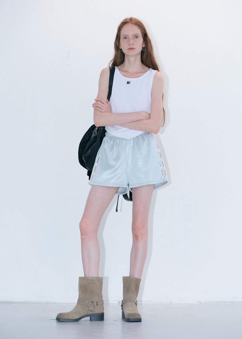 Silky satin shorts mint