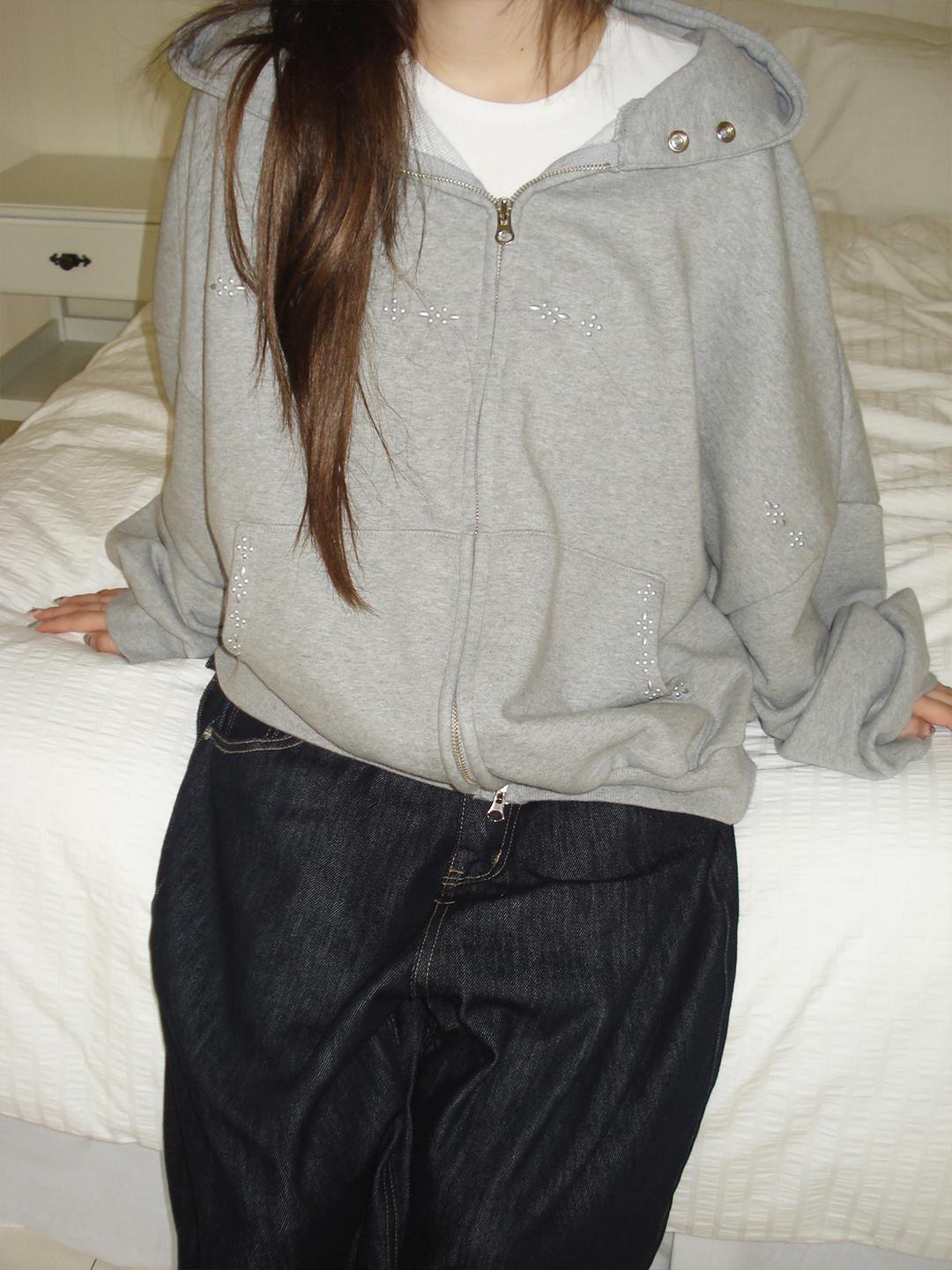 stud hood zip up