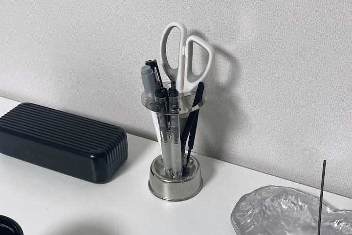 스텐 연필꽂이 4구 펜꽂이 펜홀더 펜통 필기구꽂이 책상 사무실 정리 데스크테리어 오브제