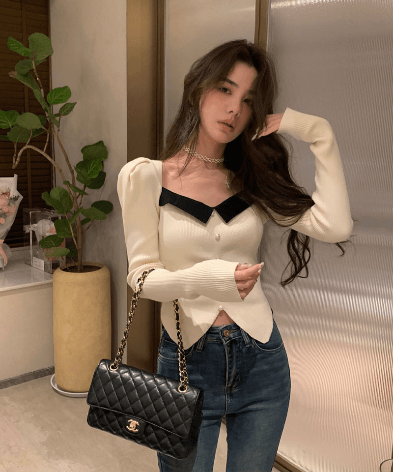 숄더 퍼프 진주버튼 골지니트