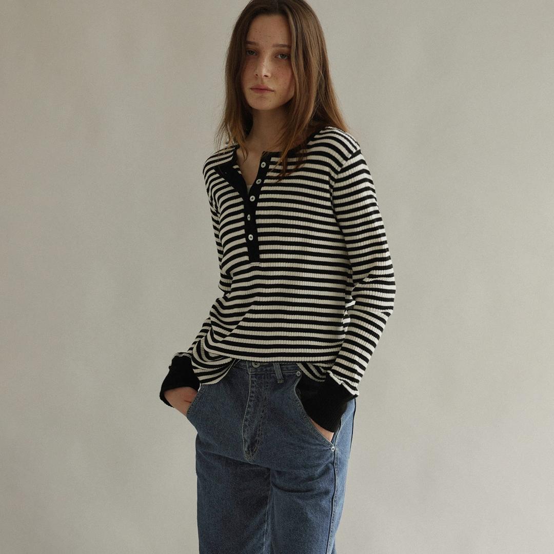 [11th] Hannah tee_black stripe