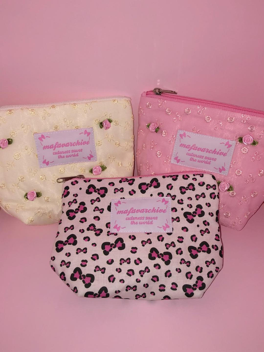 mfa fluffy pouch ver2 (3 types)