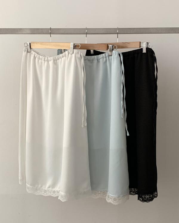 나인투식스 새틴 스트랩 레이스 스커트 (NEW 7%, ~4/9 PM7)