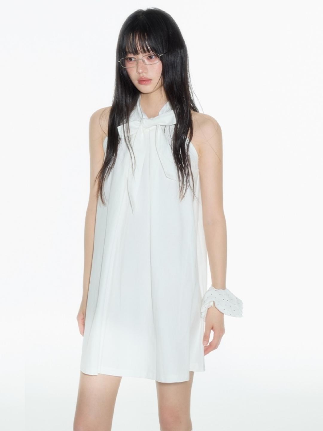 Onthereverse Ribbon Halter Dress