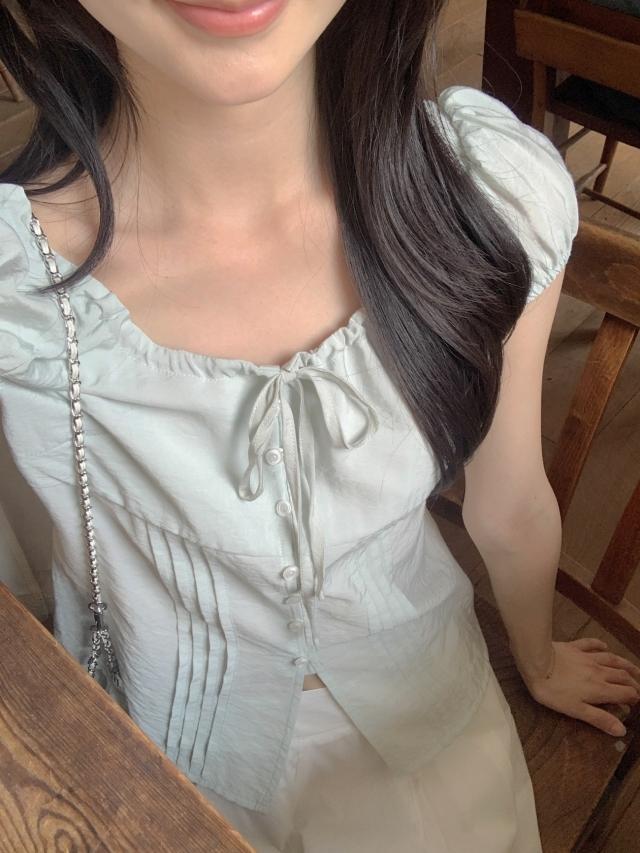 어베인 💕URBANE MADE💕 피코 퍼프 리본 핀턱 반팔 블라우스 (아이보리/블랙당일 3c) /휴양지룩/휴가룩/바캉스룩/여행룩/페스티벌룩/여름블라우스/장마룩