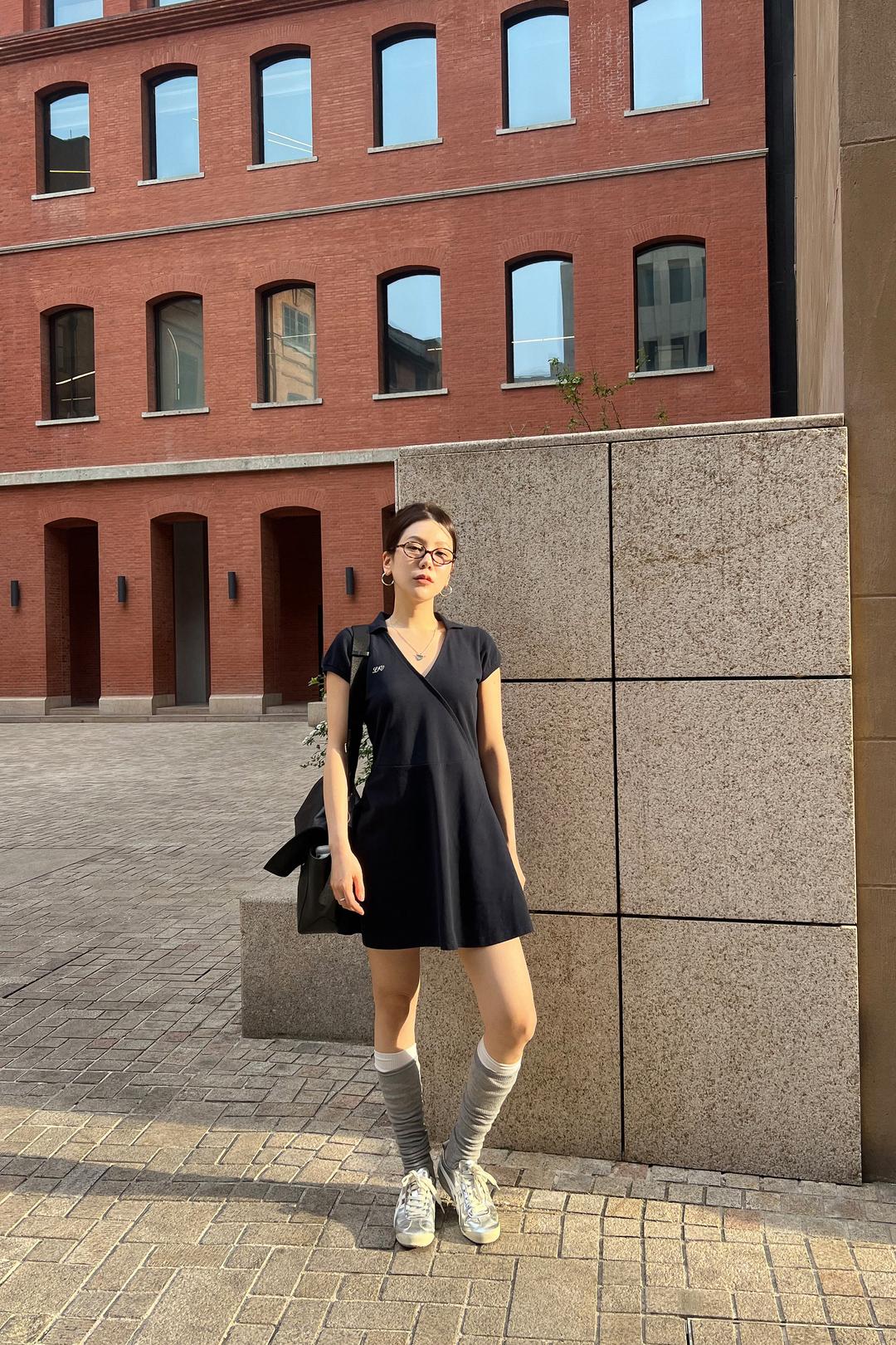 리브어리 - Twirl Polo Dress (navy)