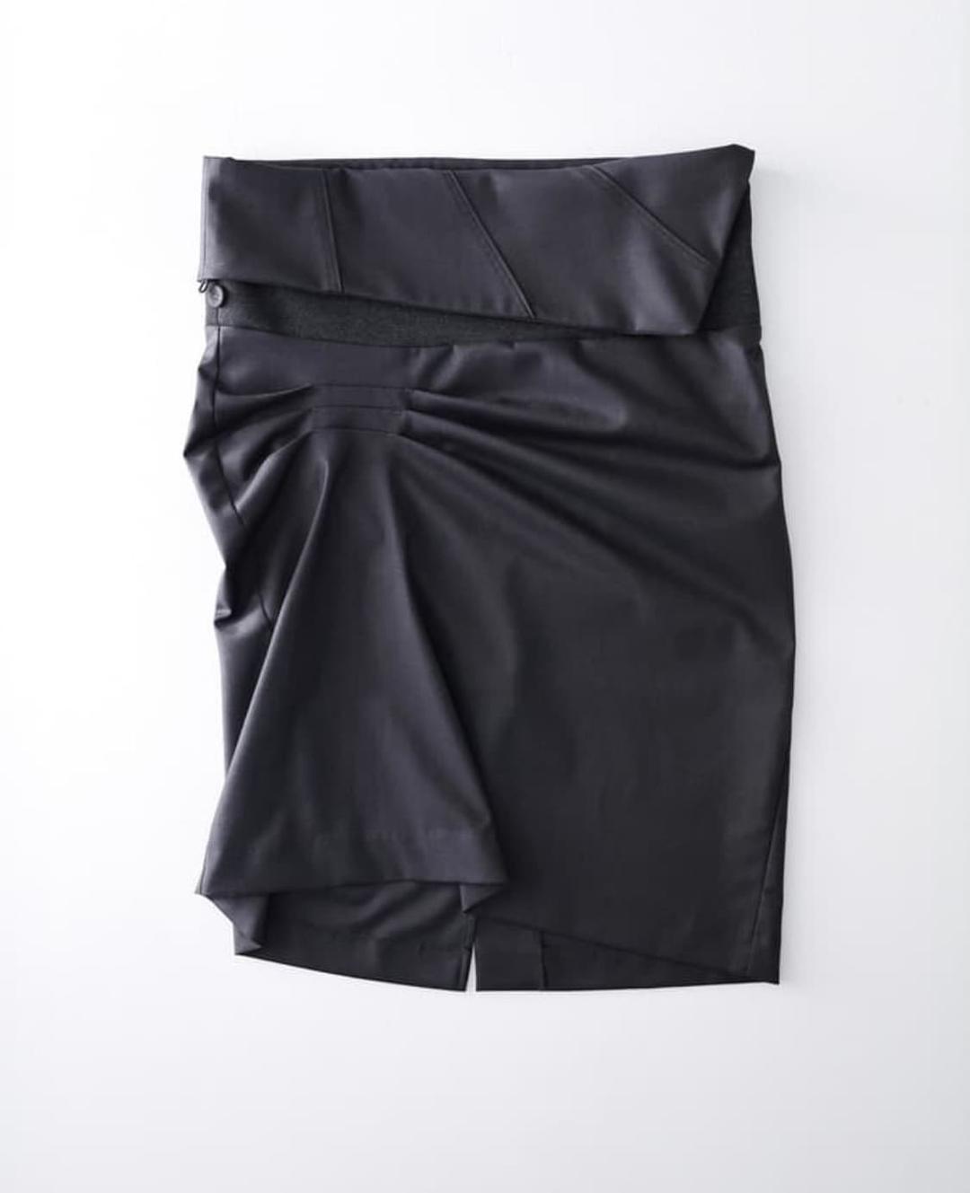 울리카 상투스 핀턱 미디스커트 M | 후루츠패밀리