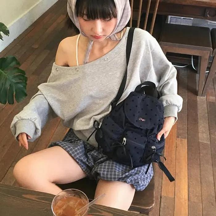 [29CM 단독] BERRY POCKET BACKPACK - DOT NAVY