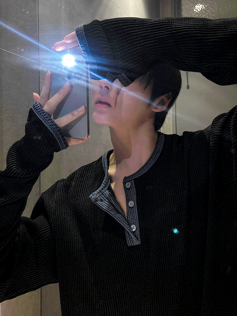 핑거홀 와플 헨리넥