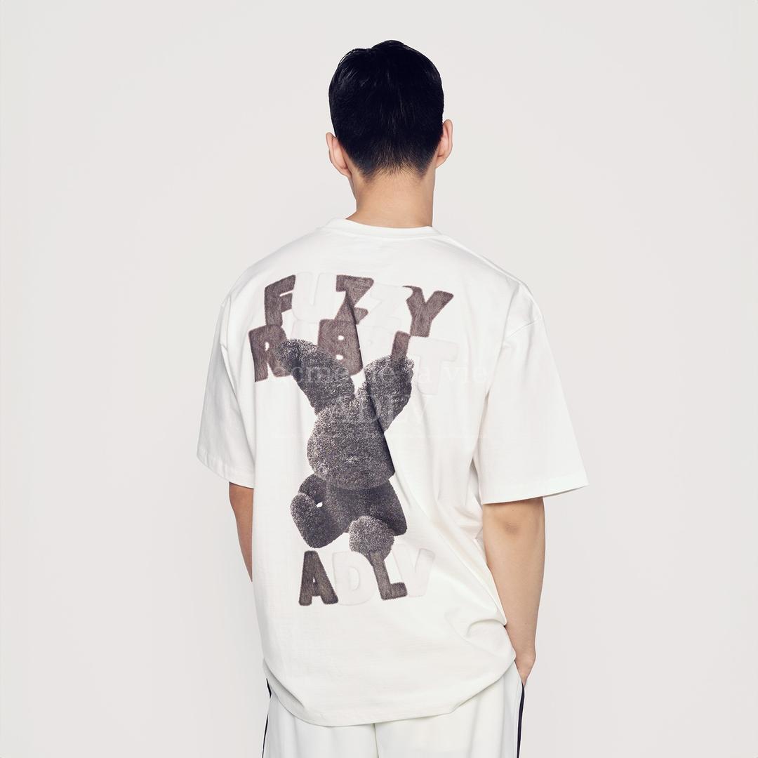 FUZZY FONT RABBIT SHORT SLEEVE T-SHIRT