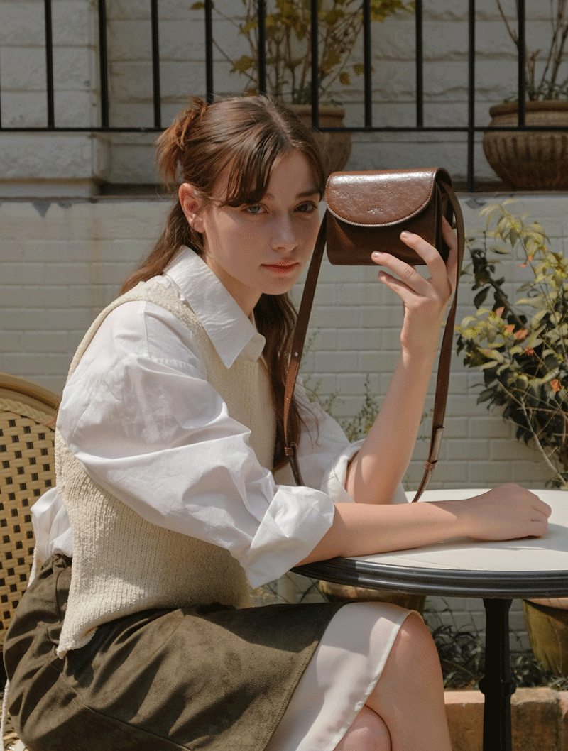 [뉴컬러 출시/10월18일 예약발송] 디베르노 트래블 패스포트 백 (Brown)