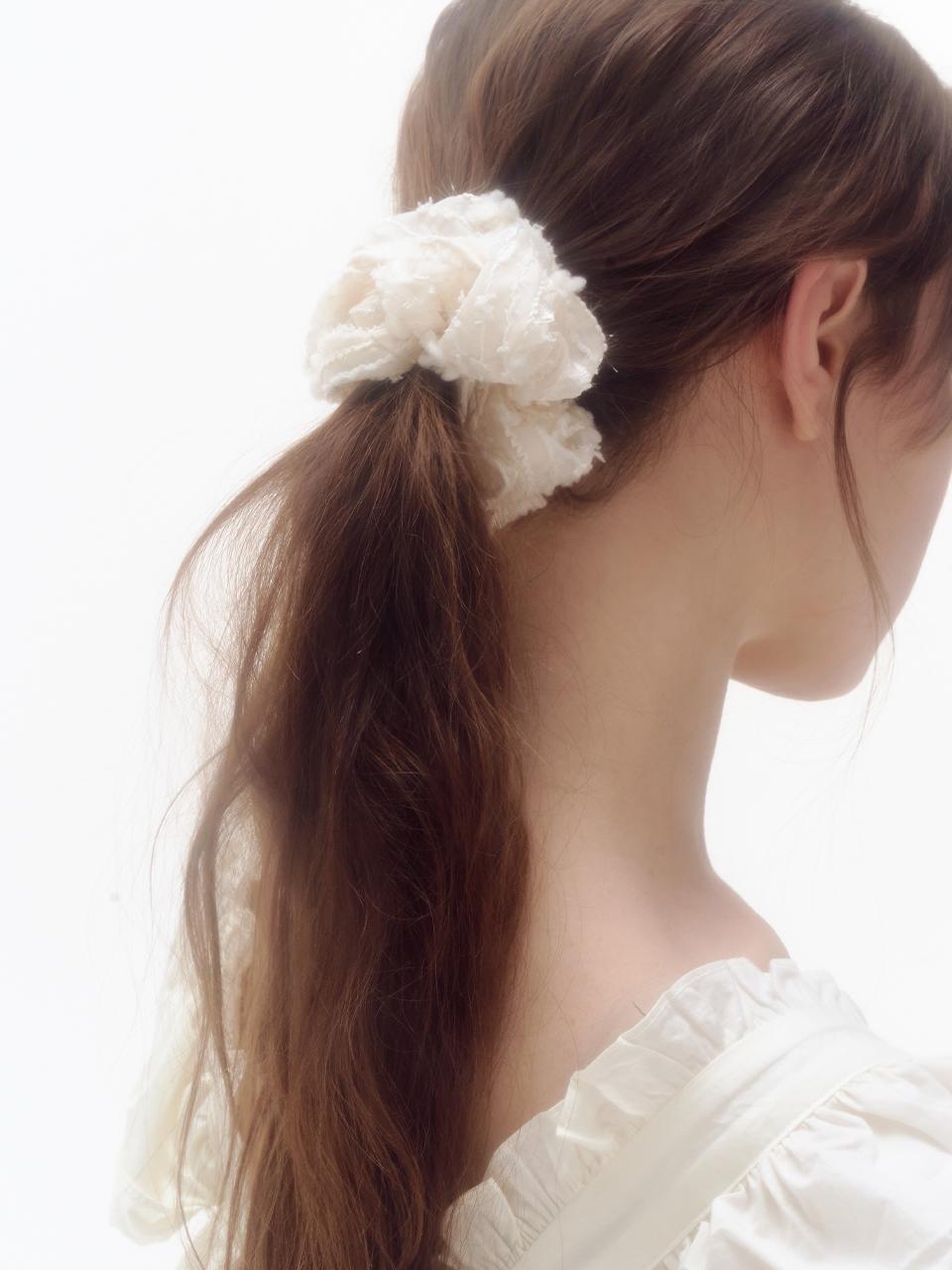 Love bubble scrunchie
