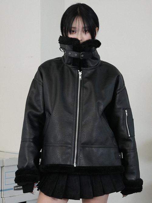 Oversized vegan leather shearling jacket (black)