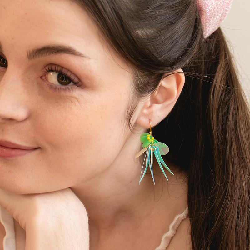 에끌라 뒤 블루 이어링