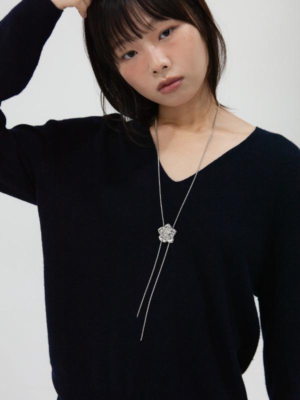 rose tie chain necklace