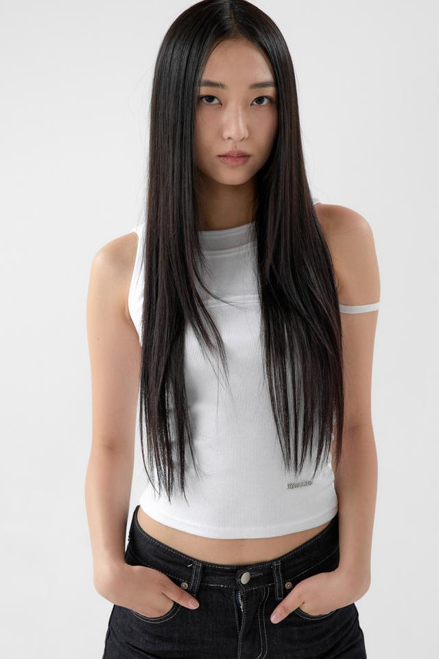 Overlap sleeveless 002
