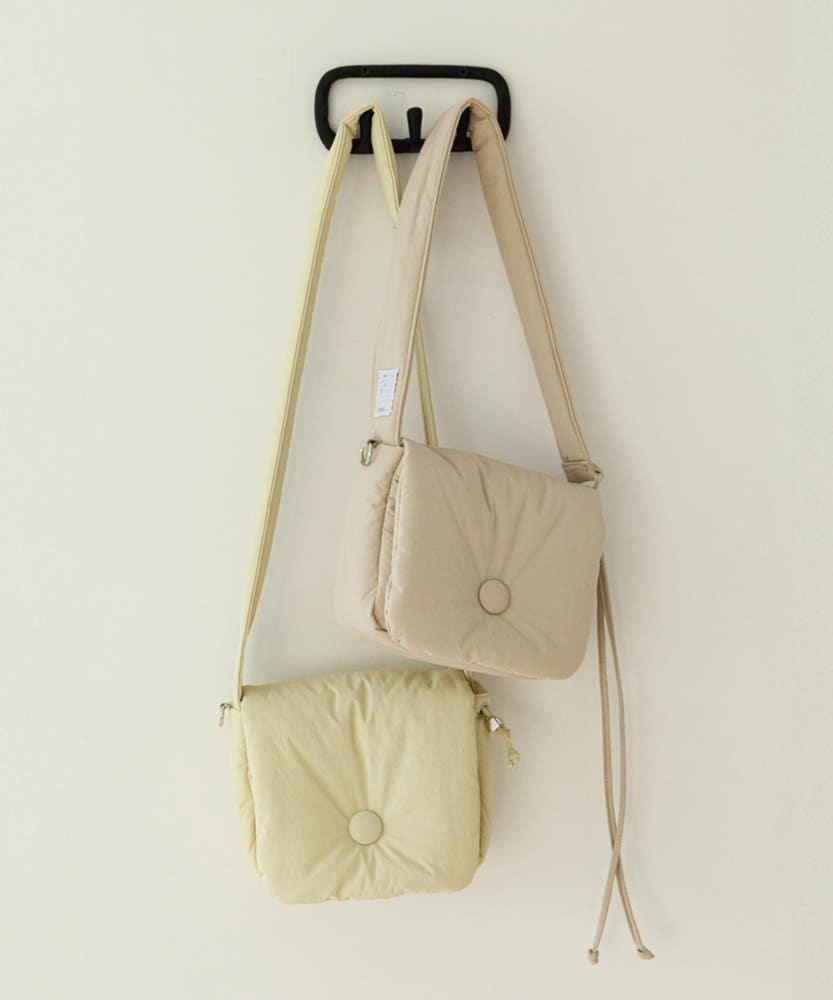 PUFFY SHOULDER & CROSS 미니 숄더크로스백 데일리 패딩백 연말룩