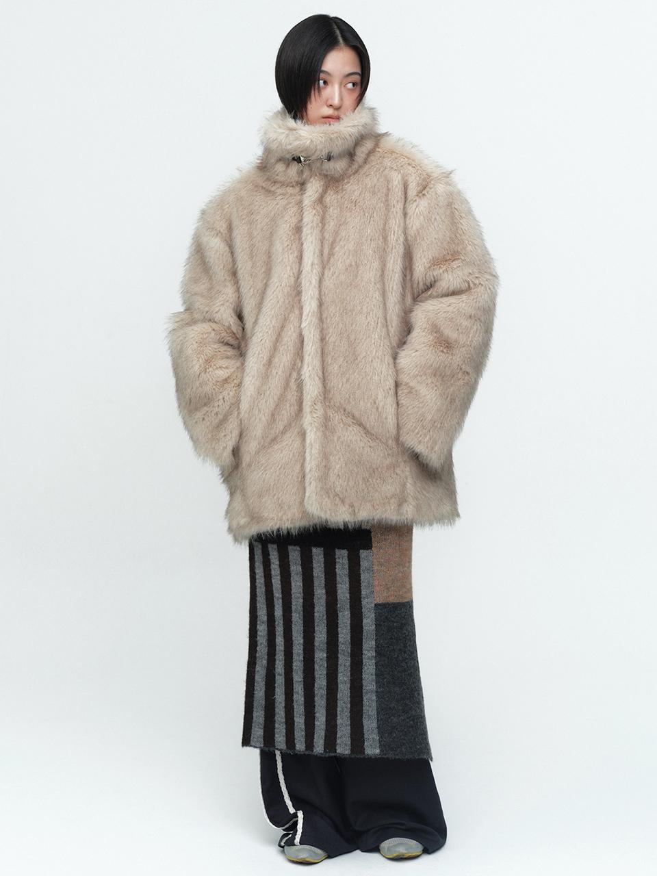 Buckle Long Hair Fur Jacket [Light Beige]