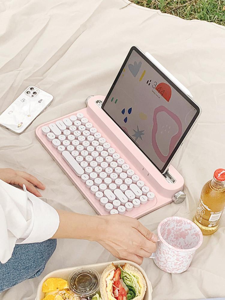 엑토 레트로 미니 블루투스 멀티페어링 키보드 B305(블루투스연결)