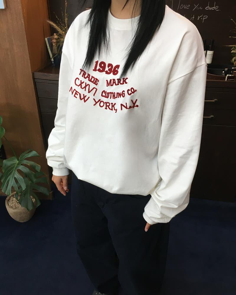 유니섹스 뉴욕 자수 긴팔 티셔츠 4c