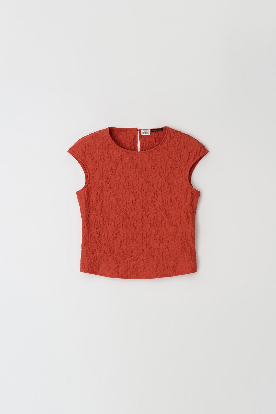 Wrinkle Sleeveless Blouse (red)