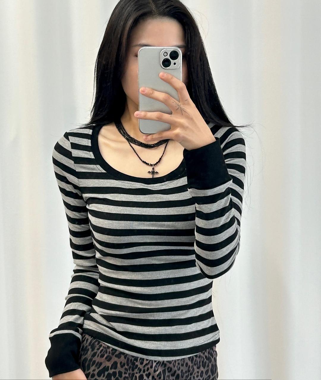 미화 슬리브(블랙) 슬림 빈티지 긴팔 티셔츠