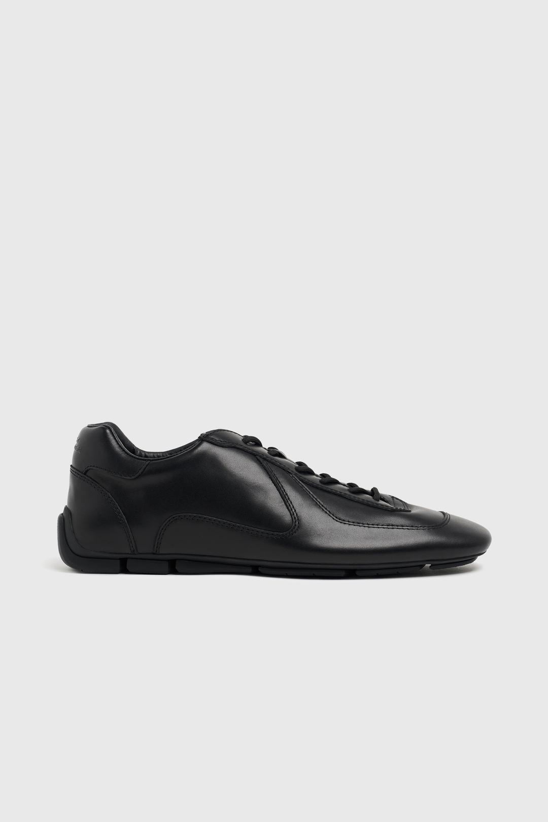 UNIFORM Driving Sneakers Black