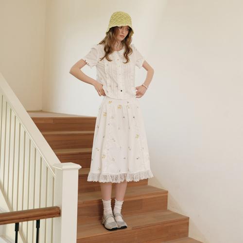 Cest_Flower embroidery lace skirt