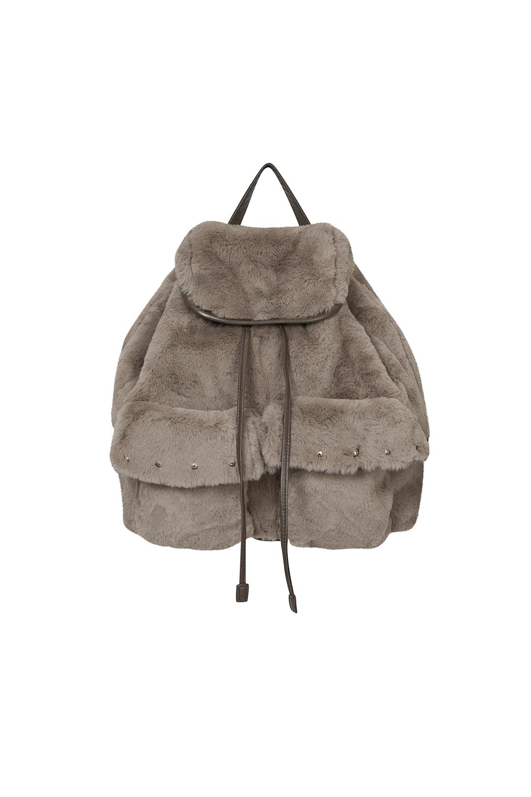 POM POM FUR BACKPACK IN MOCHA