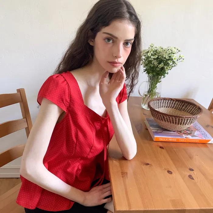 Sola Blouse / Red dot