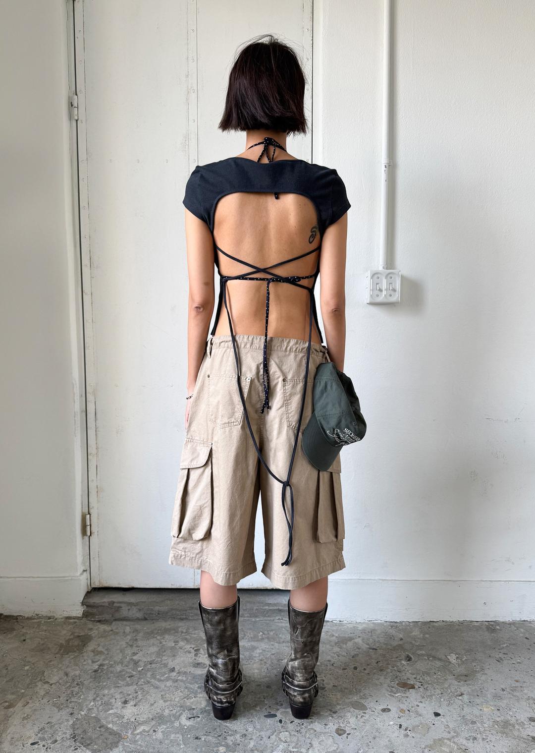 OPEN BACK CAP SLEEVE TOP ASH BLACK