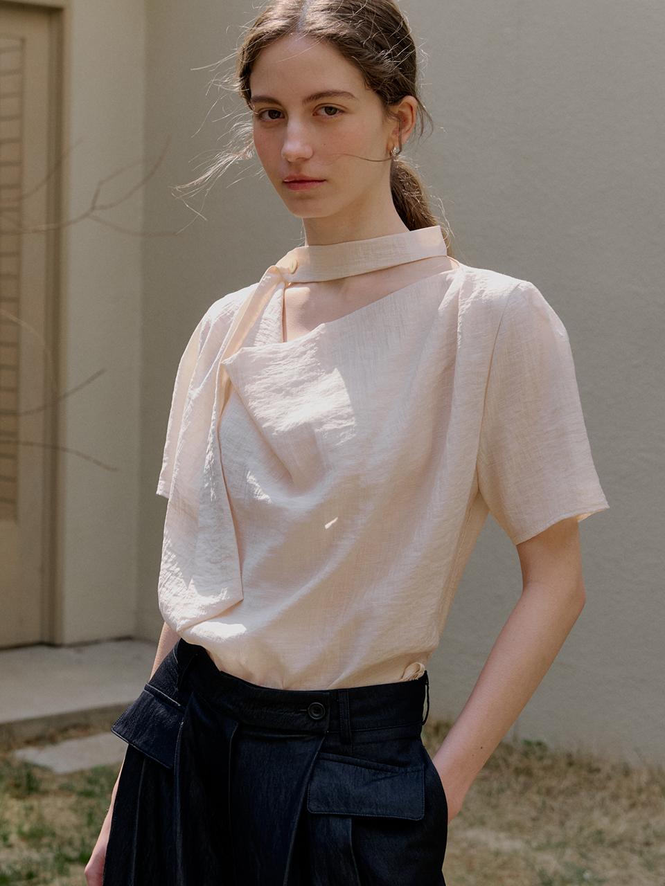 comos 1439 cowl neck choker blouse (beige)