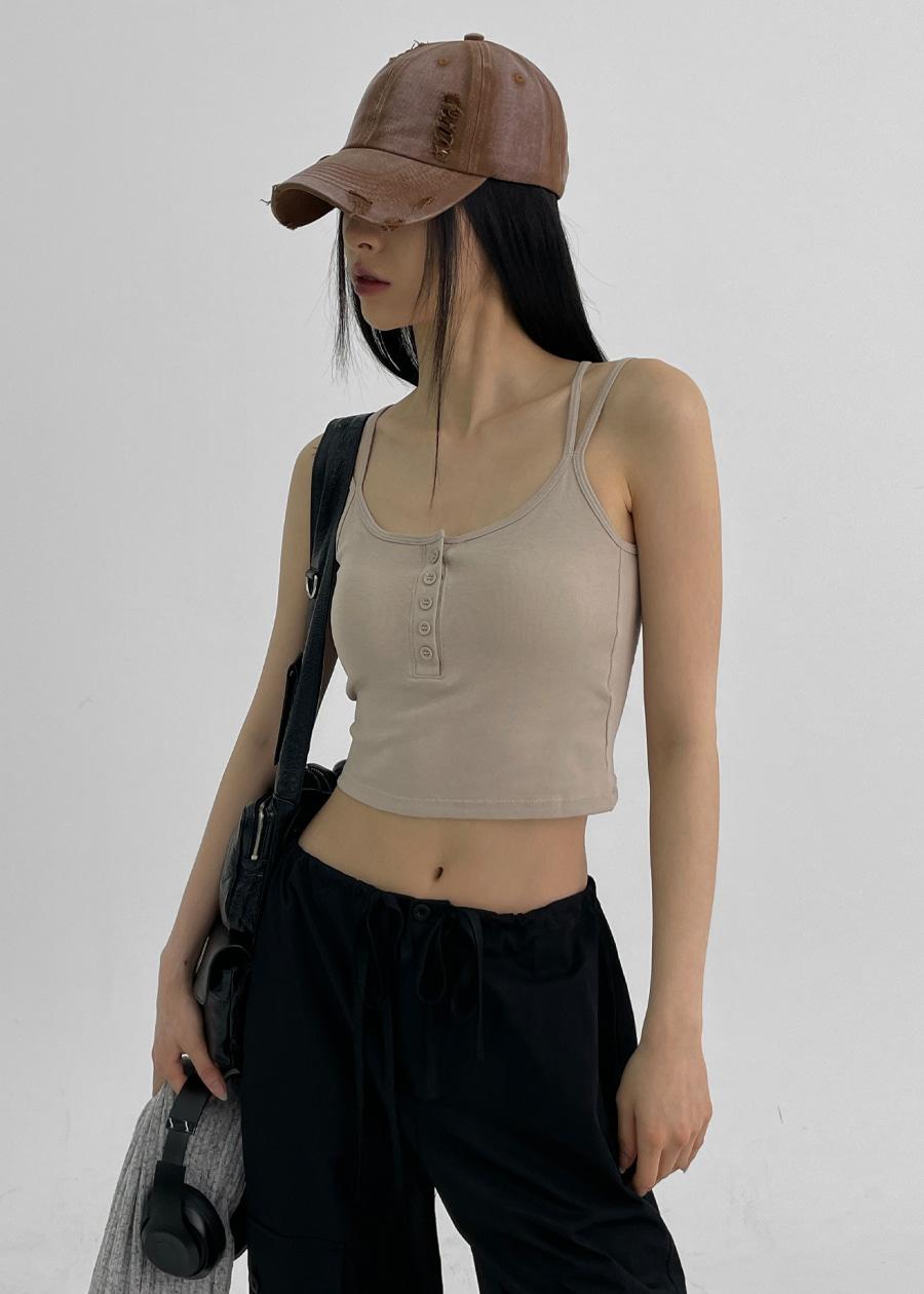 몽렛 버튼 크롭나시 (캡내장)