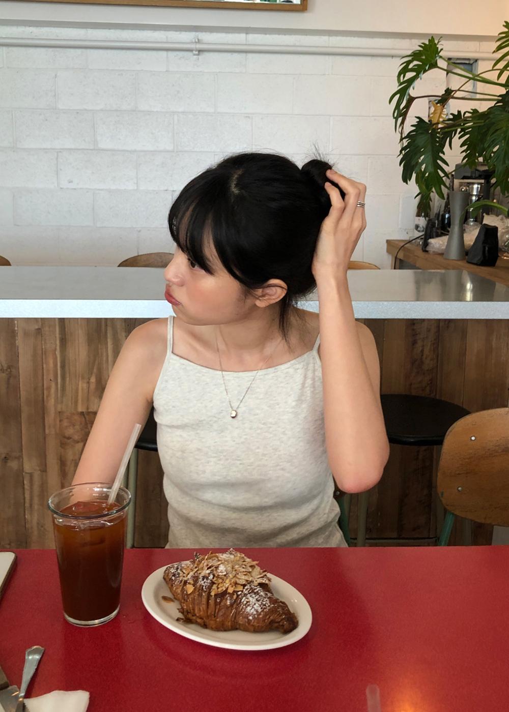 [Essential/3rd] Square Sleeveless Top - 4 Colors *네이비 1주소요*