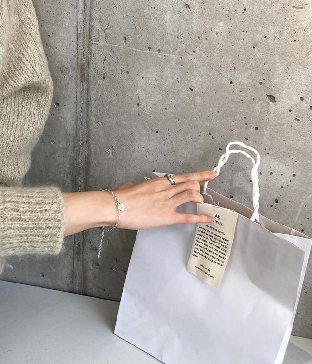 안부. Merry  bracelet