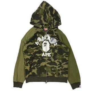 アベイシングエイプ×カウズ ユーズド加工 フルジップ パーカ カモフラージュ