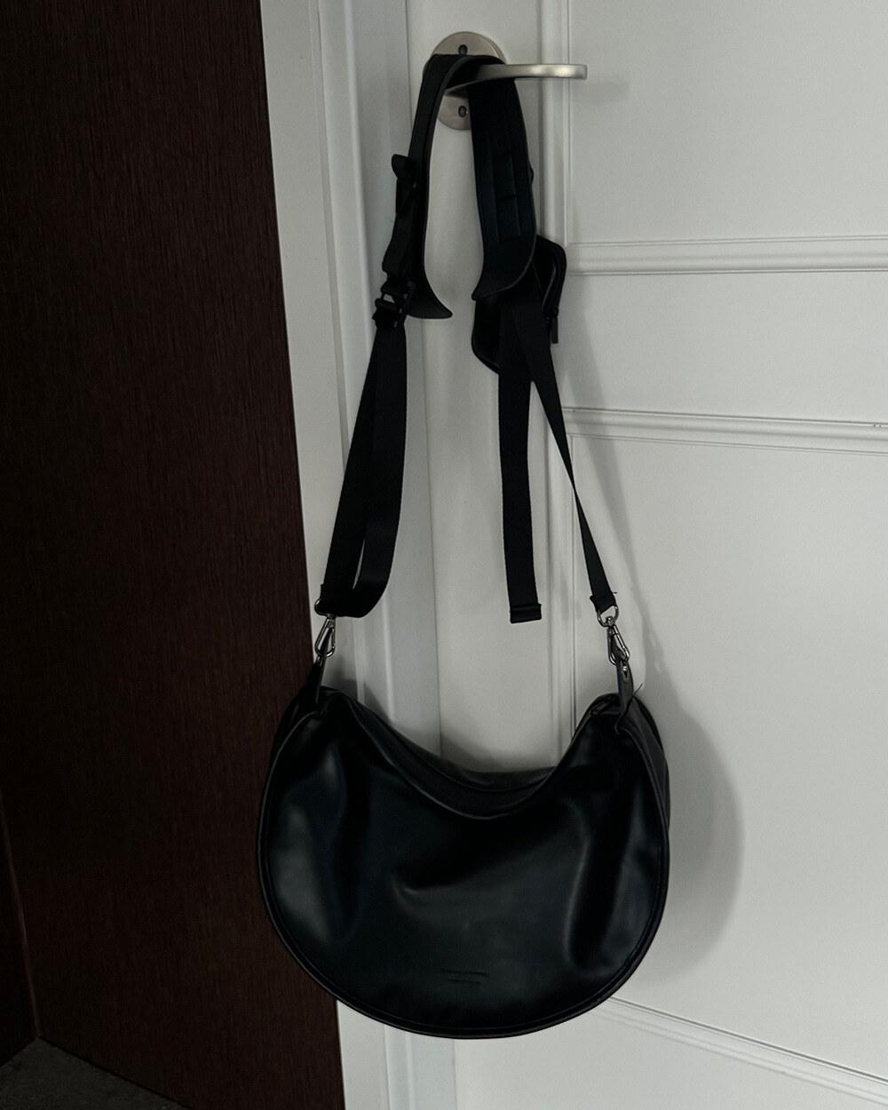 타임 레더 크로스 백